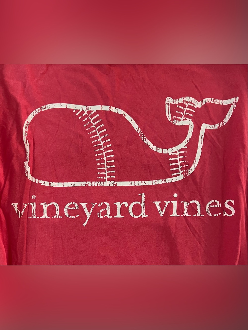 Vineyard Vines Distressed Baseball White Whale on Red Tee men’s S VGUC